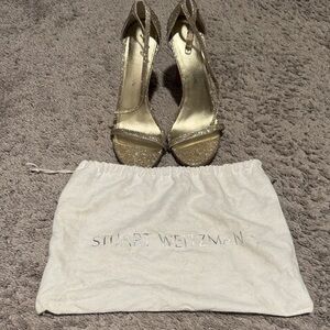 Stuart Weitzman Glittering Gold Heels